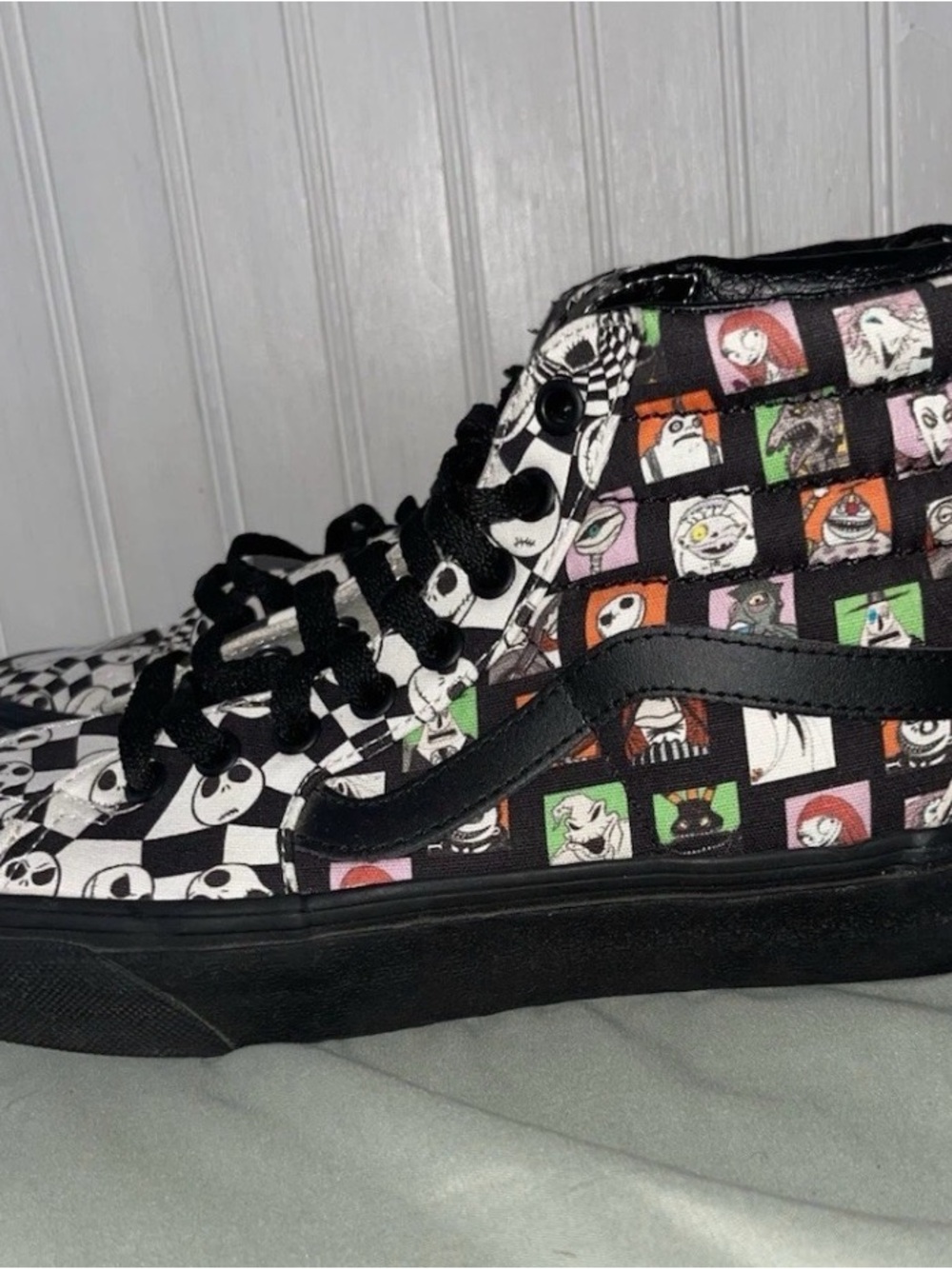 Vans x Disney Nightmare Before Christmas Sk8-Hi Women 8 Men 6.5